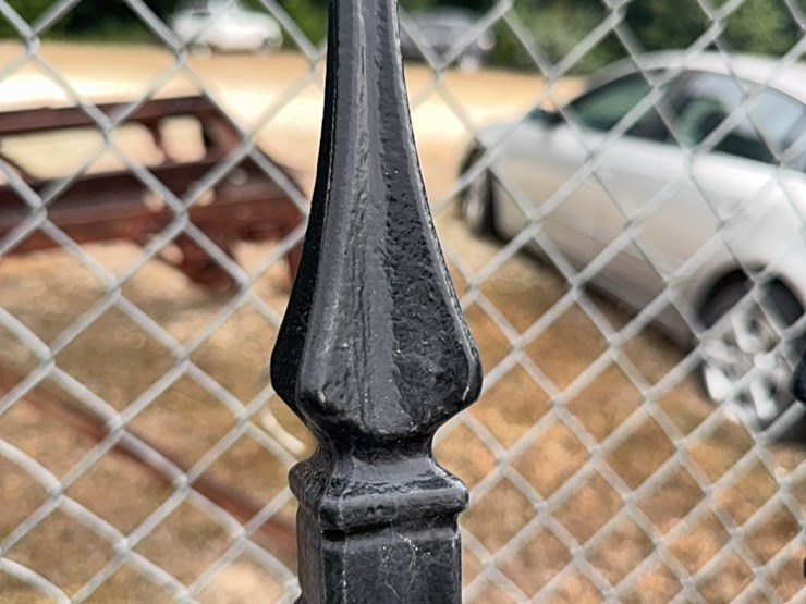 two-8-foot-gates-with-wildlife-scene-image-3