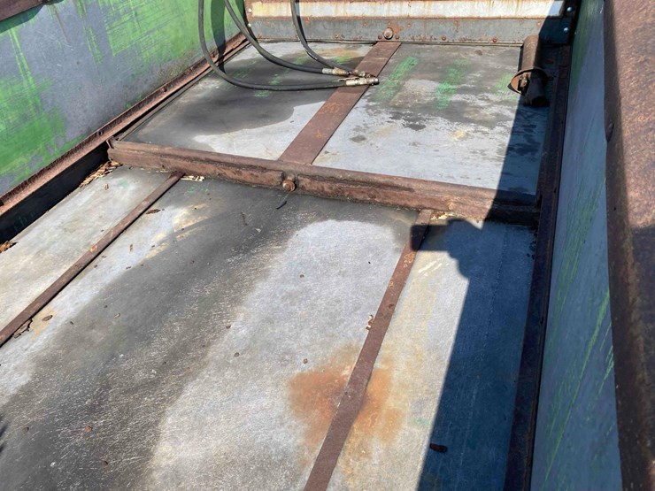 john-deere-450-image-19