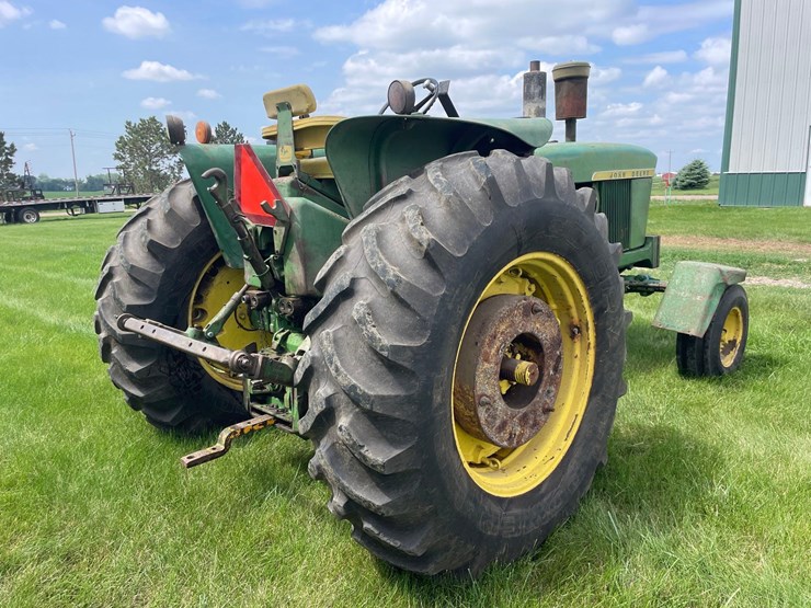 john-deere-4020-image-3