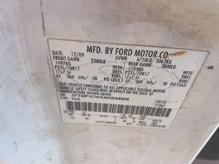 2010-ford-f150-image-27