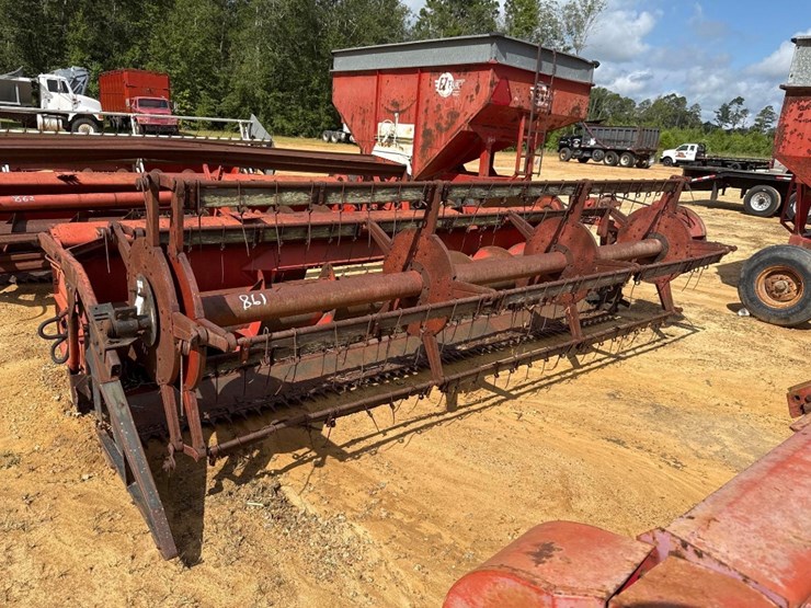 massey-ferguson-12-image-1