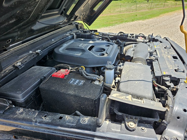 2021-jeep-wrangler-image-33