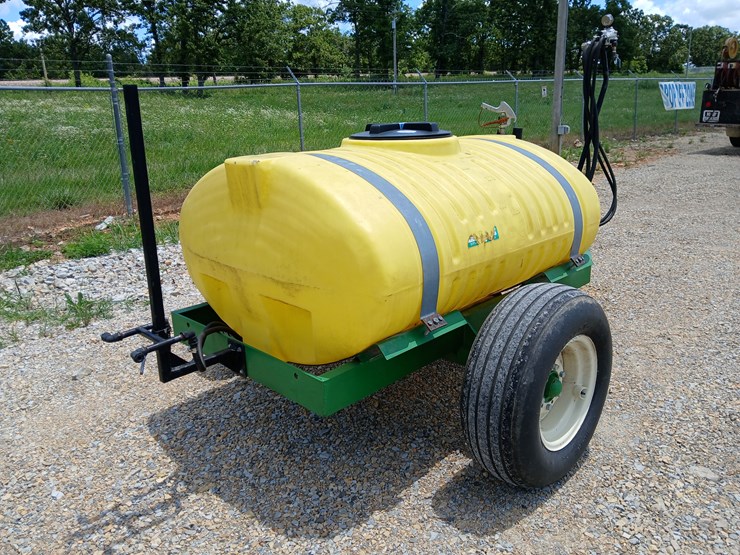 #20861-•-300-gallon-pull-type-sprayer-[pump-missing]-image-5