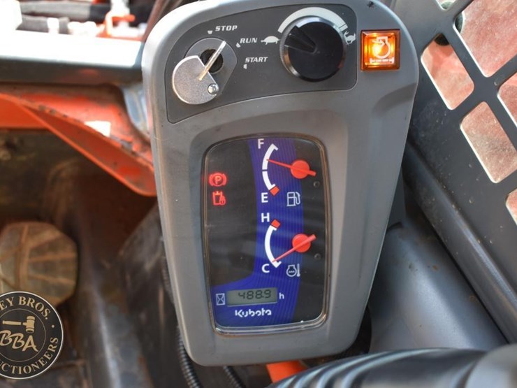 2020-kubota-ssv65-image-42