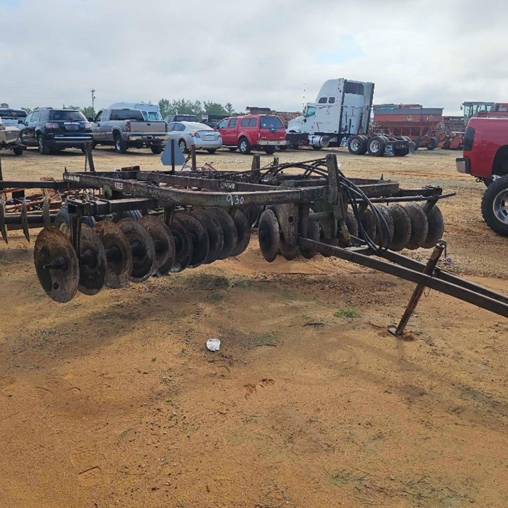 JOHN DEERE 210