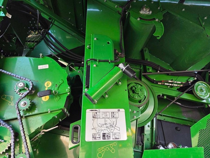 2015-john-deere-s680-image-19