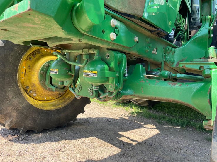 2014-john-deere-6210r-image-51