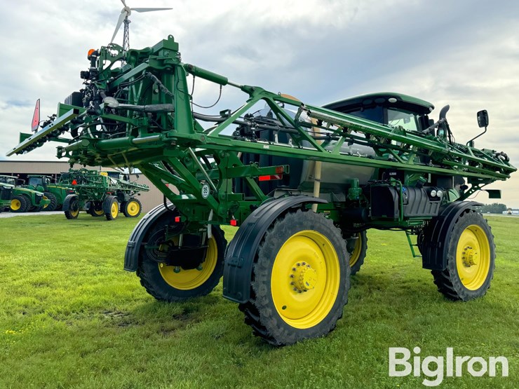 2020-john-deere-r4038-image-5