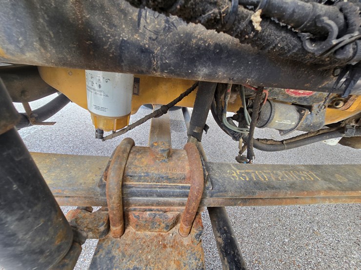 2004-ford-f650-image-68