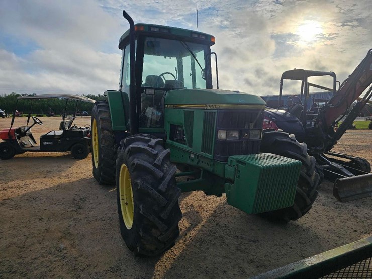 john-deere-7200-image-1