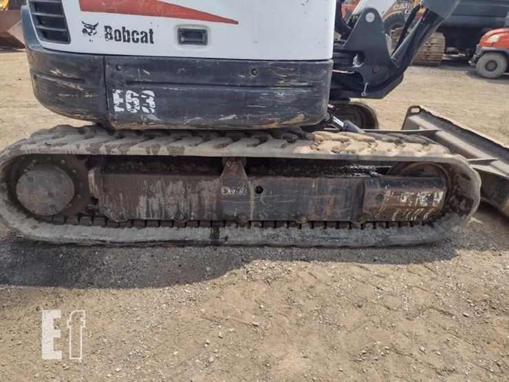 2013-bobcat-e63-image-35