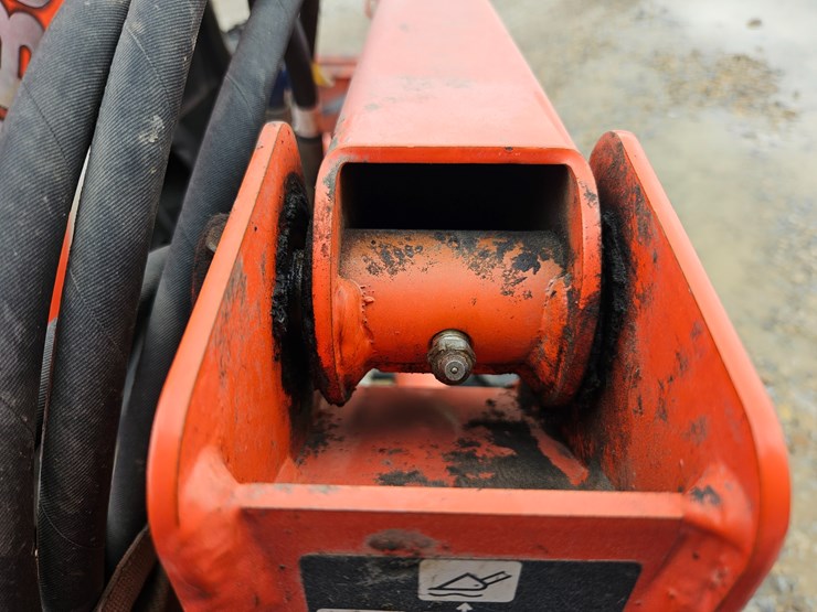 #20866-•-2008-kubota-l3240-tractor-image-57