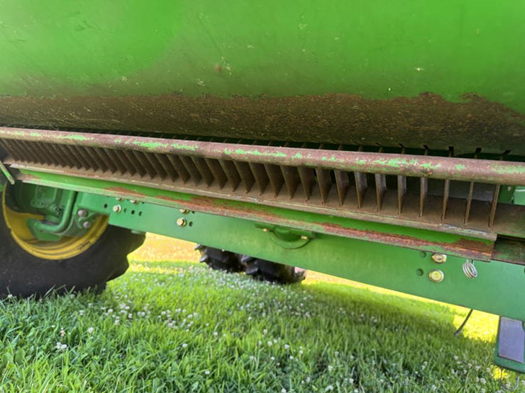 2010-john-deere-2010-image-35