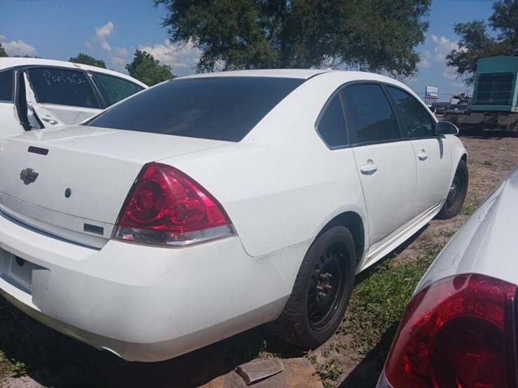 2012-chevrolet-impala-inop-police-image-6