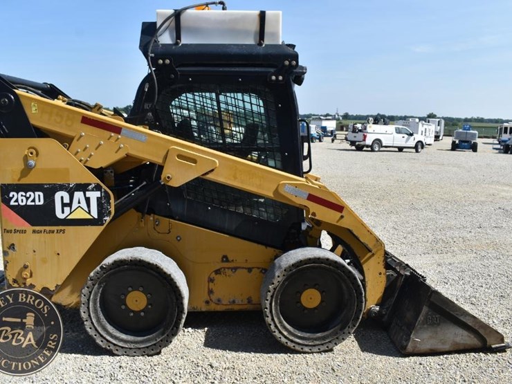 2018-caterpillar-262d-image-24