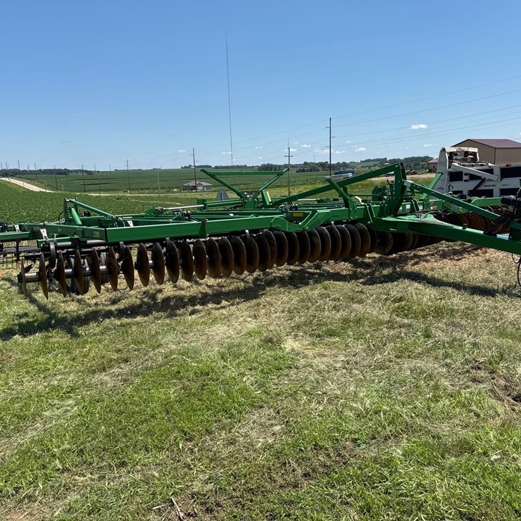 JOHN DEERE 2310