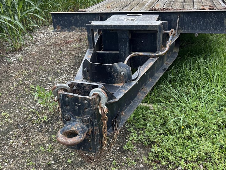 1900-tag-trailer-wilson825-s9-image-2