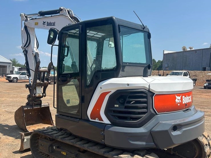 2021-bobcat-e85-image-4