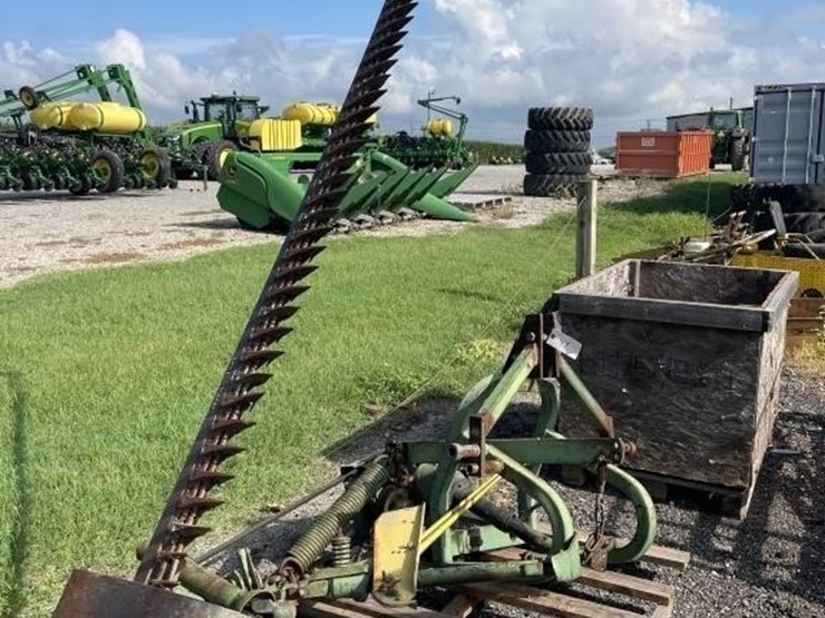 john-deere-350-image-2
