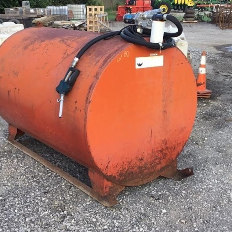 500 gallon fuel tank and pump