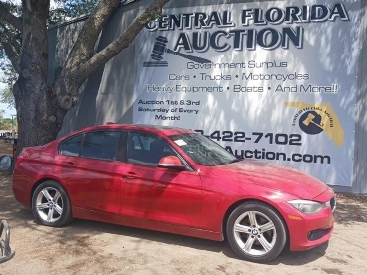 2014-bmw-3-series-runs/moves-320i-image-1