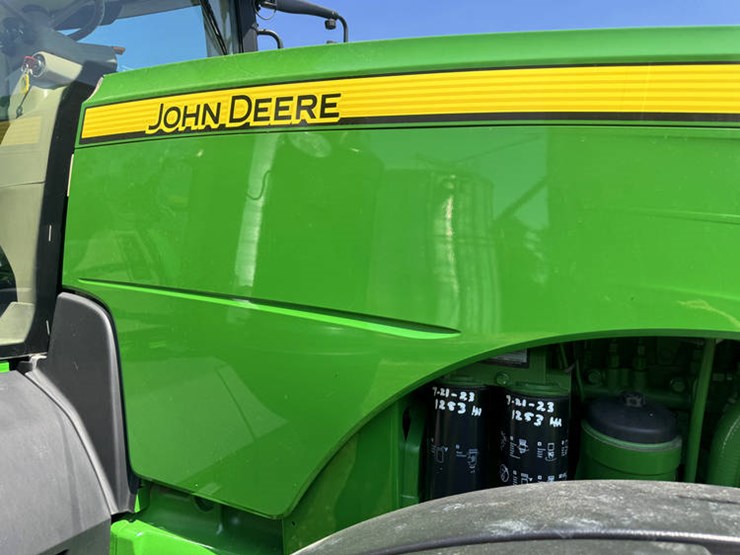 2014-john-deere-8270r-image-11