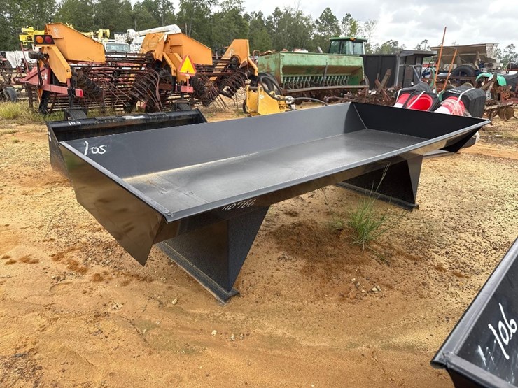 105---metal-feed-bunk-4'-x-9'-image-1
