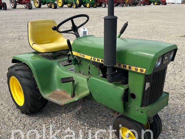 john-deere-110-image-1