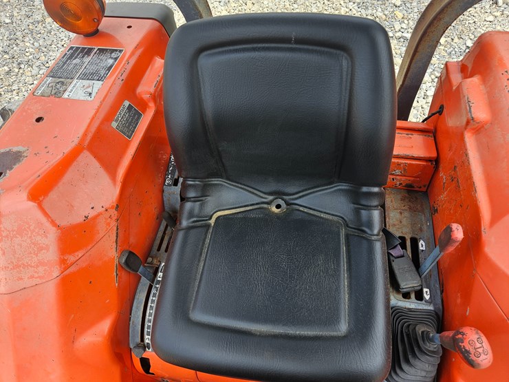 kubota-l4200-image-28