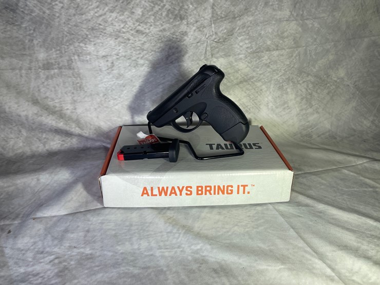 #4383-•-taurus-spectrum-380-auto-pistol,-sn:-1j020202-image-1