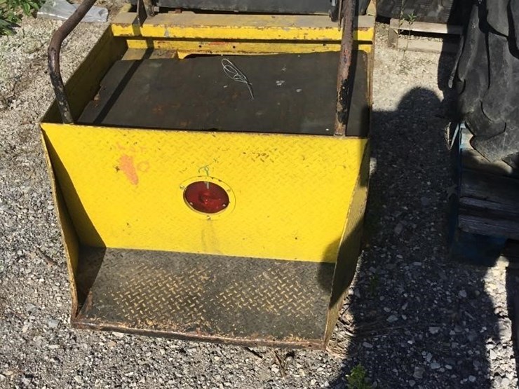cushman-electric-truck-image-3