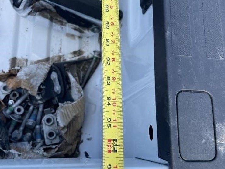 2021-ford-f350-image-17