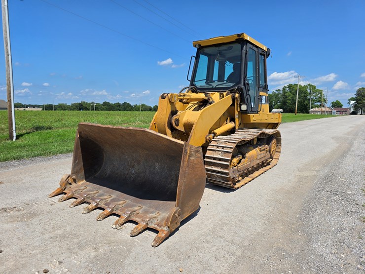 2005-caterpillar-953c-image-3