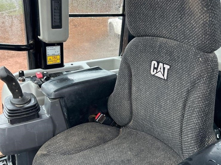2019-caterpillar-953k-image-47