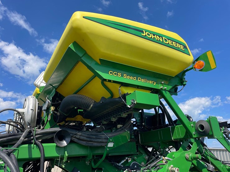 2012-john-deere-1790-image-48