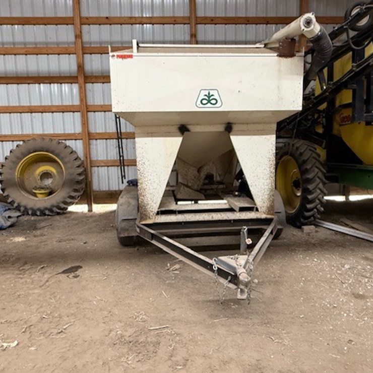 Friesen 210bu Seed Tender. Honda Motor, good augers, good flighting
