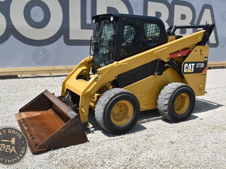 2015-caterpillar-272d2-image-1