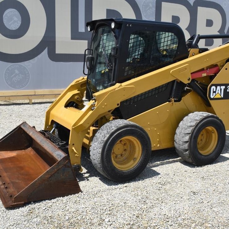 2015 CATERPILLAR 272D2