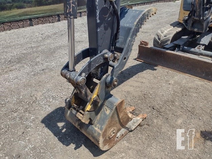 2017-deere-50g-image-16