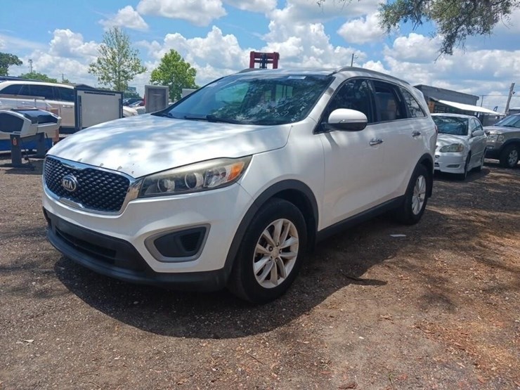 2016-kia-sorento-image-3