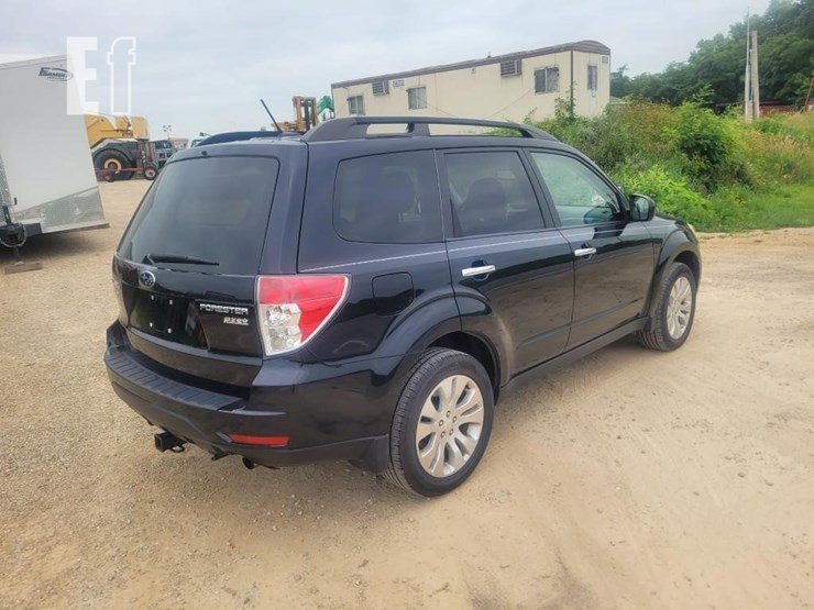 2013-subaru-forester-image-8