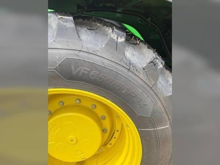 2023-john-deere-8r-410-image-14