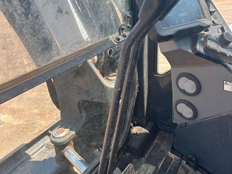 2021-bobcat-e85-image-26