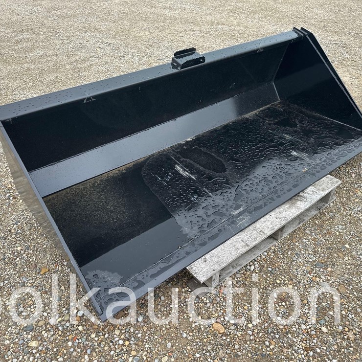 172 - 78" BUCKET w/ SINGLE BLADE