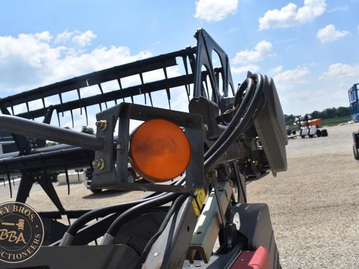 massey-ferguson-8200-30-image-23