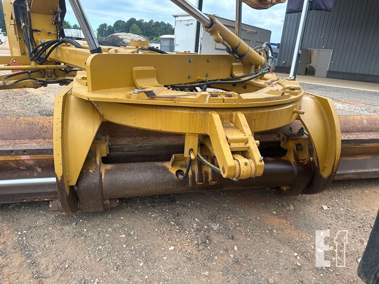 2011-caterpillar-12m-vhp-image-15