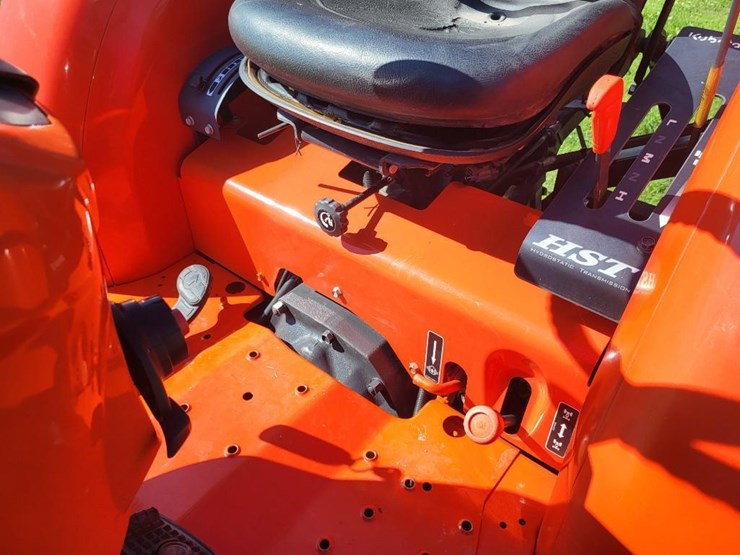 2016-kubota-mx5200-image-38