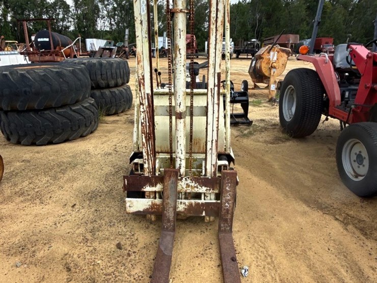 200---toyota-fork-lift-(dont-run)-image-8