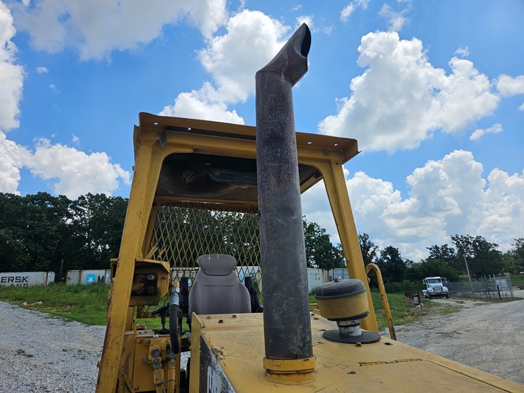 caterpillar-d4c-image-87