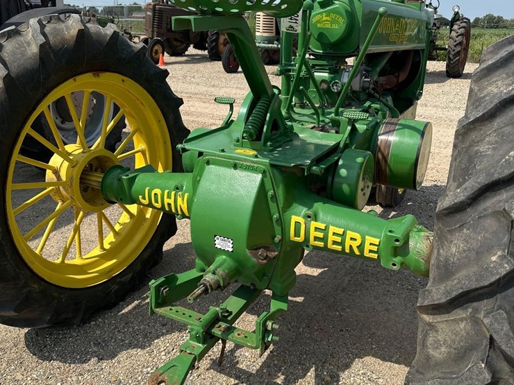 john-deere-a-image-7